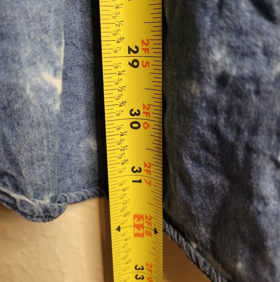 Jeanious Mens Shirt Acid Wash Blue Large Button Down Casual - Picture 5 of 8